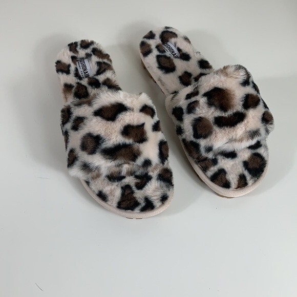 Cushionaire Sandal Women’s size 8 Mushi Light Leopard - Picture 2 of 6